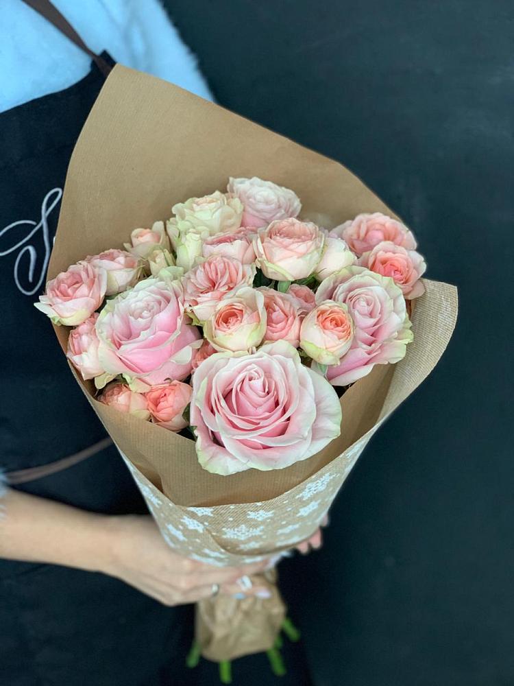 Букет цветов из: Хризантемы и Розы в Моршанске