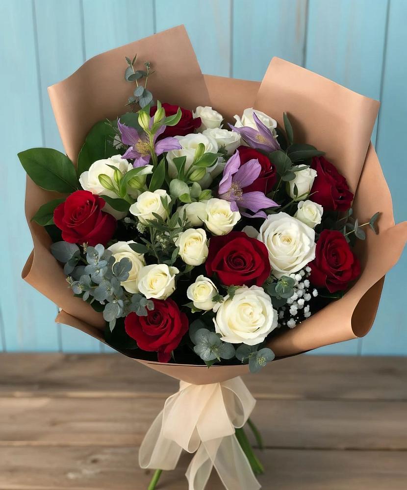 Букет цветов из: Розы и Альстромерии в Моршанске
