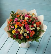 Букет Микс из разноцветных кустовых роз в Моршанске